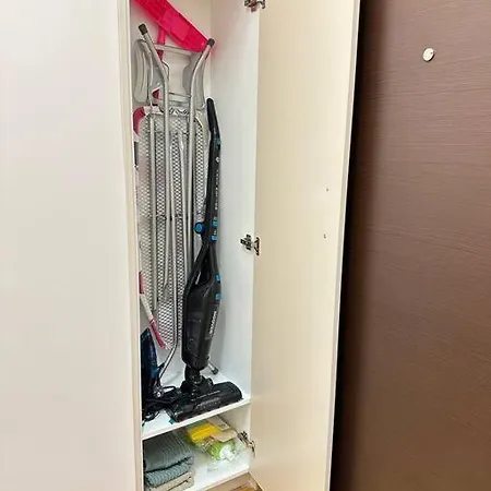 A Fully Renewed Modern Apartamento Atenas